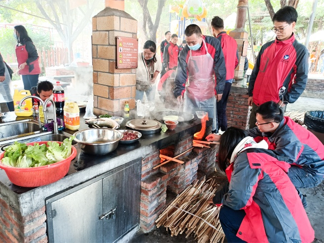 Construção de equipes de máquinas Yulun